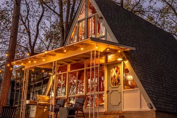 The Cozy Cove on Lake Hamilton | Close to All - Image 1