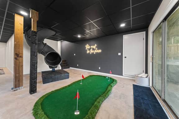 Lakefront, Indoor Slide, Hot Tub, Game Room, Dock - Image 2