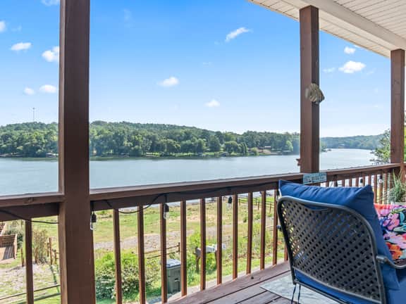 Poppy Point Lake Catherine Condo - Image 4