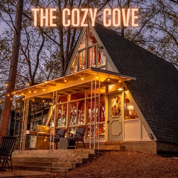 The Cozy Cove on Lake Hamilton | Close to All - Image 1